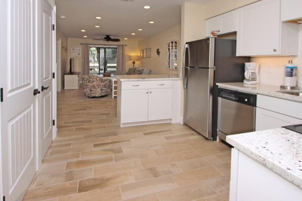 Cute 2 Bedroom, 2 Bath Condo At Folly Field Beach Hilton Head Island Exterior photo