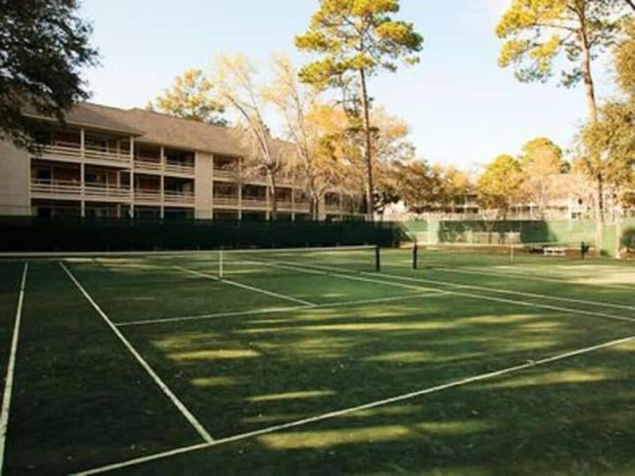 Cute 2 Bedroom, 2 Bath Condo At Folly Field Beach Hilton Head Island Exterior photo
